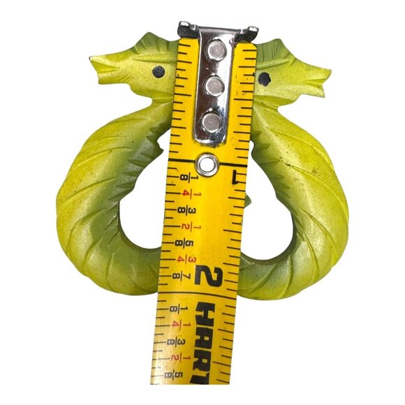 Vintage Green Seahorse Brooch Pin Wood Carved Lime Yellow Beach Nautical READ - Picture 4 of 5